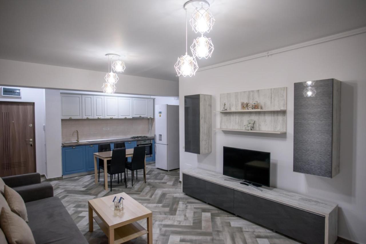C&Y Zev Apartments มามายา ภายนอก รูปภาพ