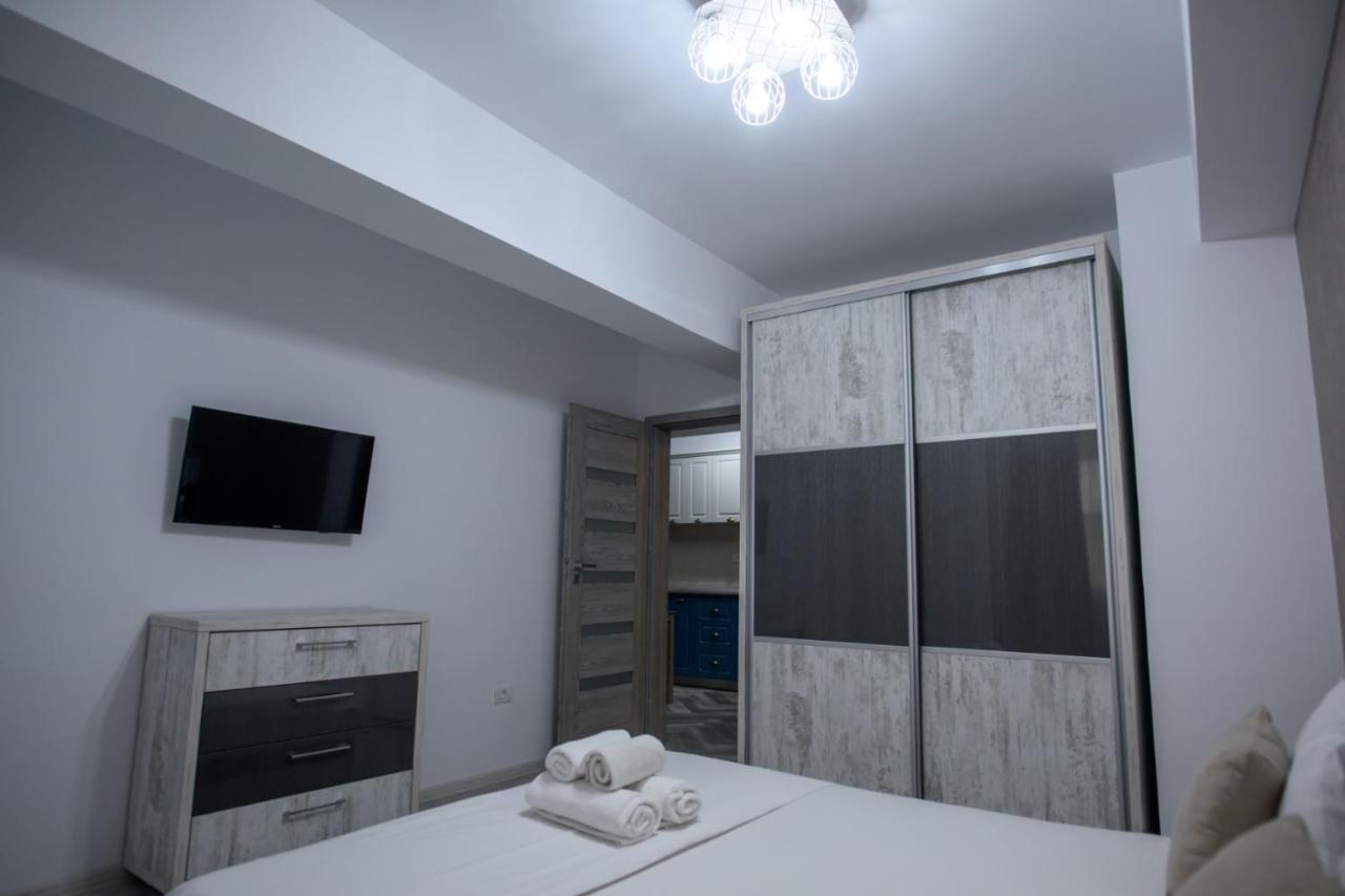 C&Y Zev Apartments มามายา ภายนอก รูปภาพ